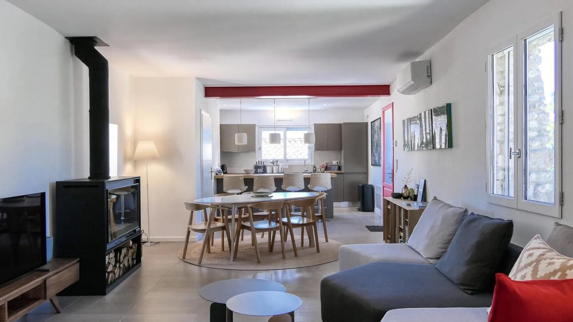 Mas De Luxe A Menerbes : 5 Ch, Piscine Privative, Clim, Animaux Admis, Parking - Fr-1-708-83 Villa Holiday home