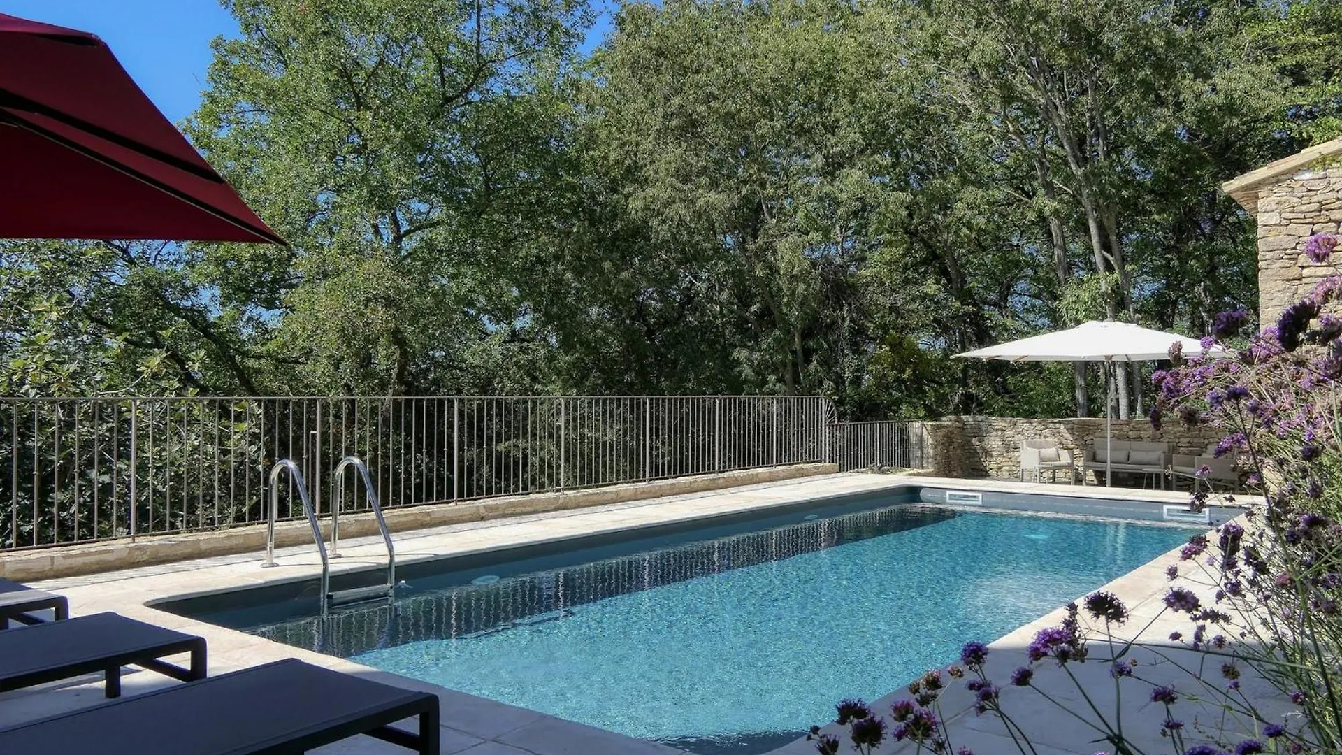 Holiday home Mas De Luxe A Menerbes : 5 Ch, Piscine Privative, Clim, Animaux Admis, Parking - Fr-1-708-83 Villa