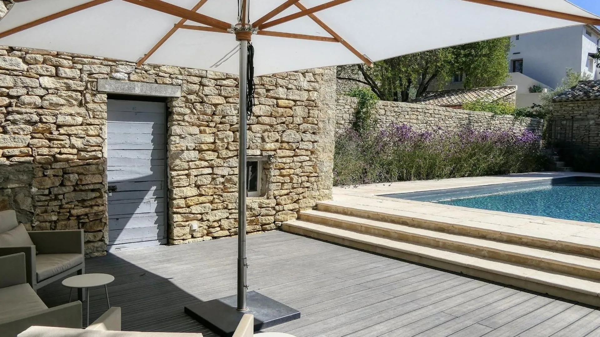 Holiday home Mas De Luxe A Menerbes : 5 Ch, Piscine Privative, Clim, Animaux Admis, Parking - Fr-1-708-83 Villa France